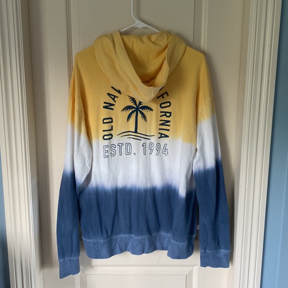 Old Navy Classic Pullover Hoodie for Men - Picture 4 of 4